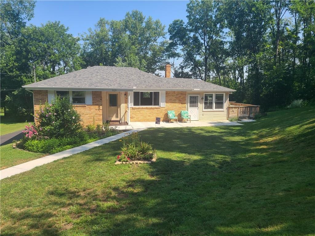 313 Roosevelt Ave, Mcdonald, PA 15057 - photo 1