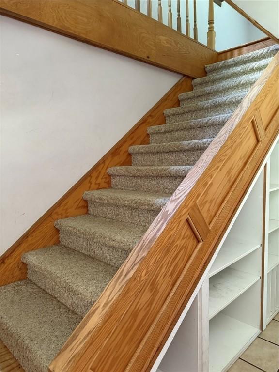 1835 Orchid Pl, Lincoln Place, PA 15207 - photo 4