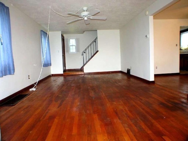 447 Wilson Dr, Penn Hills, PA 15235 - photo 5