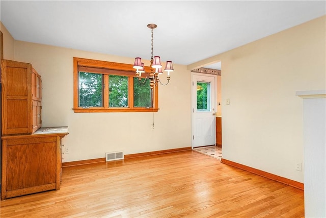 3947 Farmview Dr, Hampton, PA 15116 - photo 11