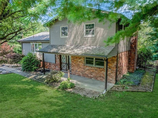 1980 Clawson Ave, Hempfield Twp, PA 15601 - photo 1