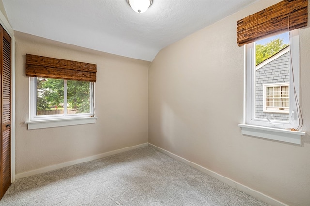 70 Kingston Ave, Crafton, PA 15205 - photo 25