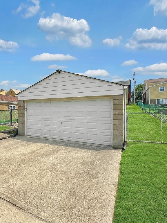 250 W Schwab, Munhall, PA 15120 - photo 26