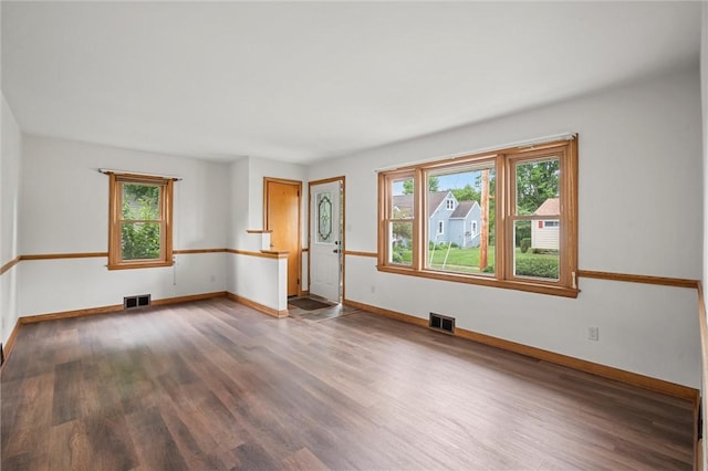 611 Elmwood Ave, Grove City Boro, PA 16127 - photo 4