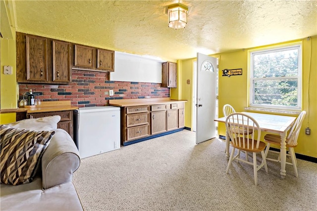818 Alberta Dr, West Mifflin, PA 15122 - photo 23