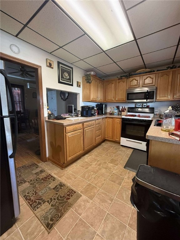 410 Peach St, City Of But Nw, PA 16001 - photo 7
