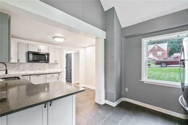 222 Elfinwild Ln, Shaler, PA 15116 - photo 12