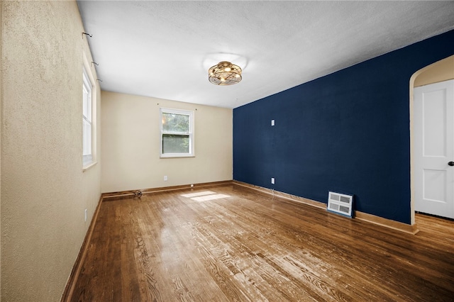 5188 Glenhurst Rd, Lincoln Place, PA 15207 - photo 7