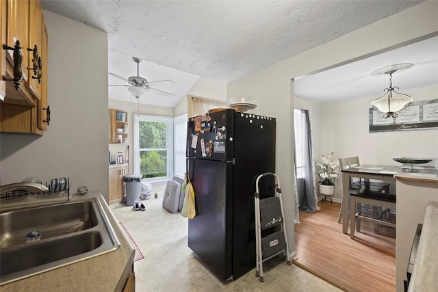 142 Orris St, Munhall, PA 15120 - photo 9