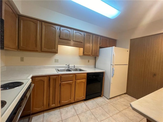 509 Clubhouse Dr, South Strabane, PA 15301 - photo 6