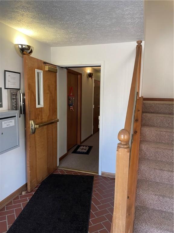 509 Clubhouse Dr, South Strabane, PA 15301 - photo 11