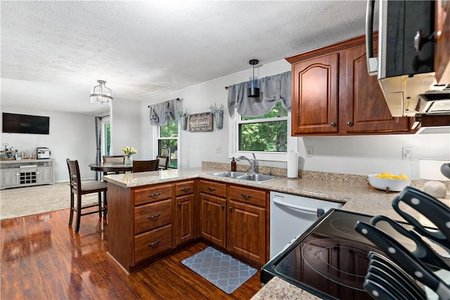 611 Meade Dr, Moon/Crescent Twp, PA 15108 - photo 13