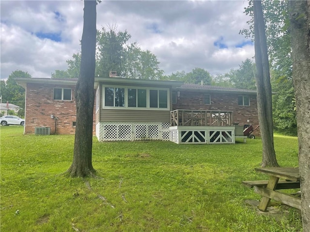 22 Pine St, Wheatland, PA 16161 - photo 2