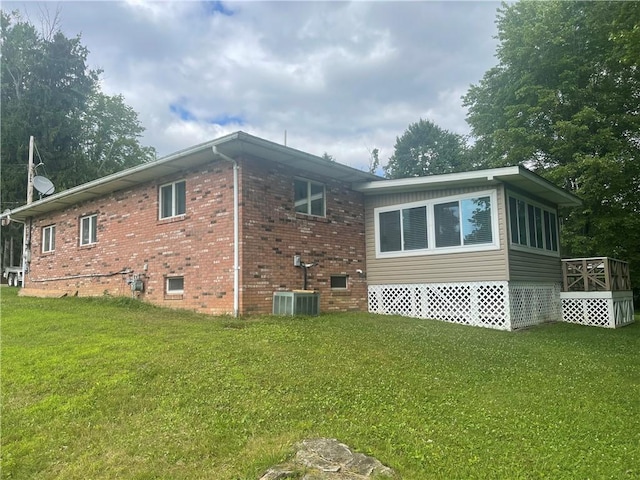 22 Pine St, Wheatland, PA 16161 - photo 3