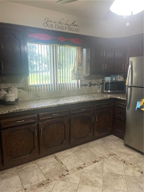22 Pine St, Wheatland, PA 16161 - photo 11