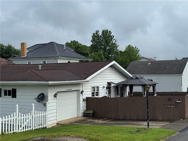 721 Lewis St, Brownsville, PA 15417 - photo 1