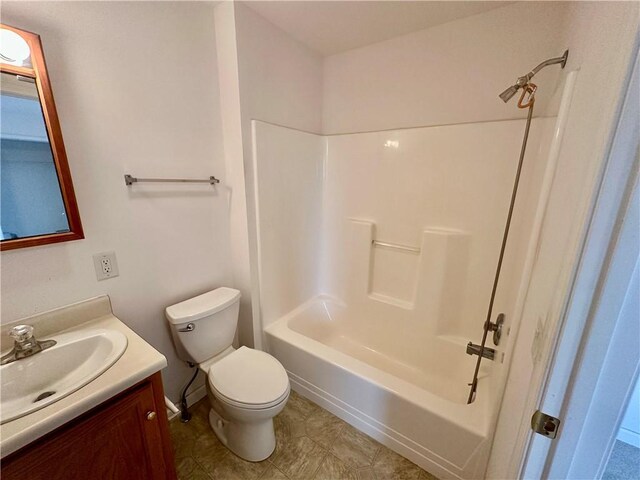 104 Fruit Ave, Farrell, PA 16121 - photo 16