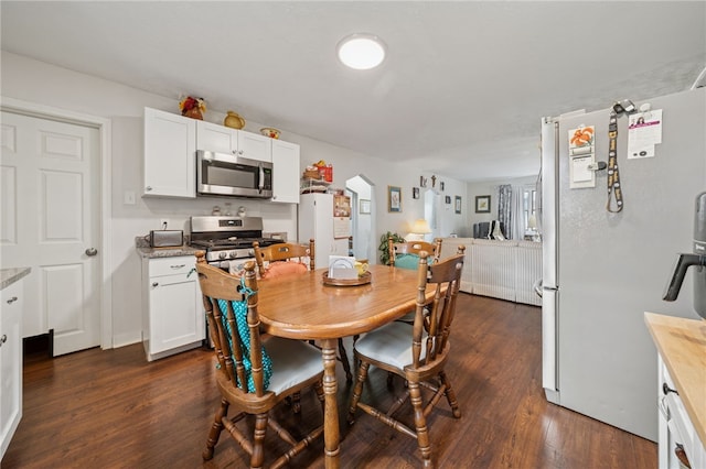 308 Latrobe St, Liberty Boro, PA 15133 - photo 8