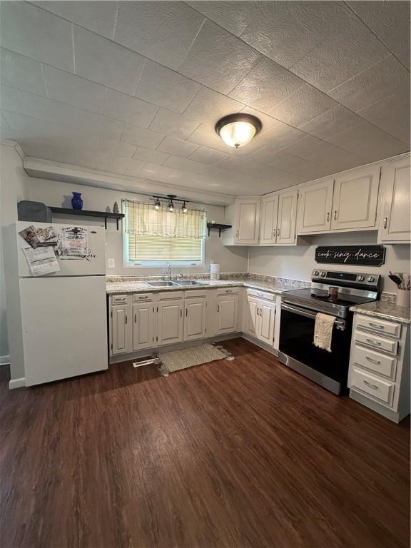 29558 Drake Hill Rd, Pa, PA 16314 - photo 9