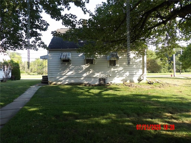 907 S Center St, Grove City Boro, PA 16127 - photo 3