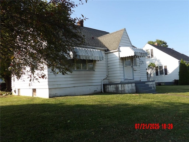 907 S Center St, Grove City Boro, PA 16127 - photo 4