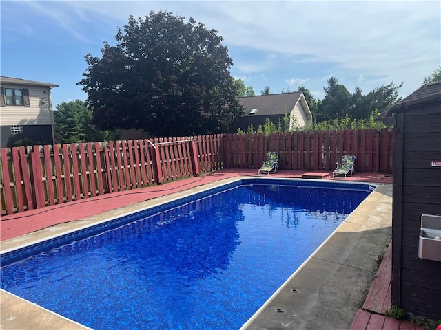 5937 Apdale St, Lincoln Place, PA 15207 - photo 3