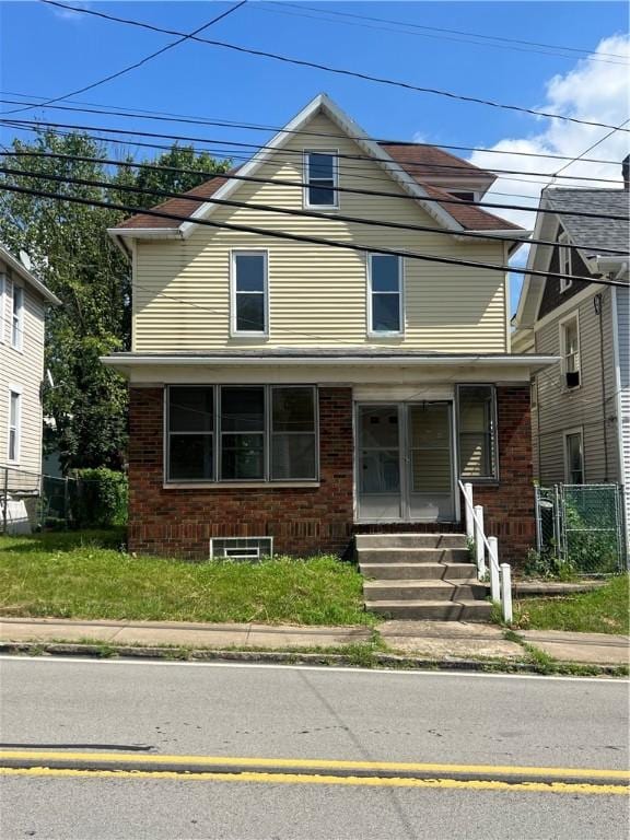 628 W Newton, City Of Greensburg, PA 15601 - photo 1