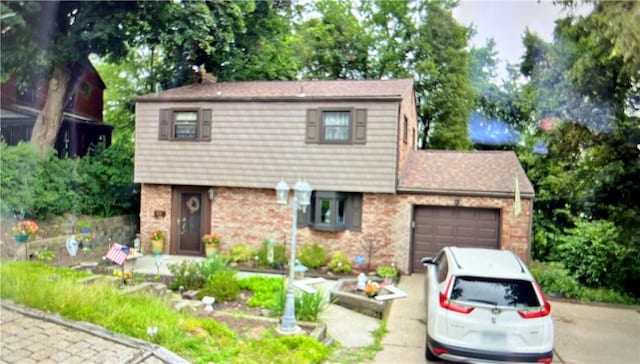 33 Roxbury Rd, Braddock Hills, PA 15221 - photo 1