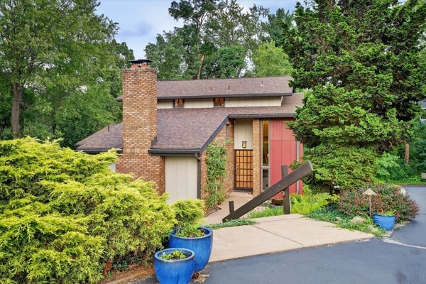 304 Blackstone Rd, Moon/Crescent Twp, PA 15108 - photo 3
