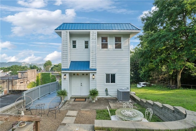 154 Henderson St, Fineview, PA 15212 - photo 1