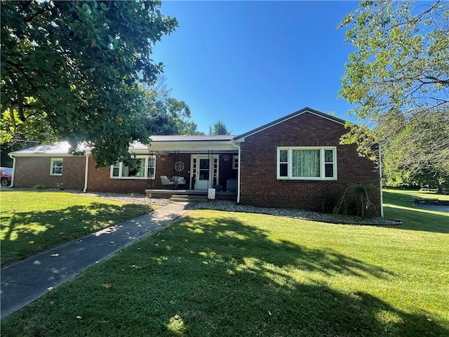 17 Elbow St, Sandy Lake Boro, PA 16145 - photo 1