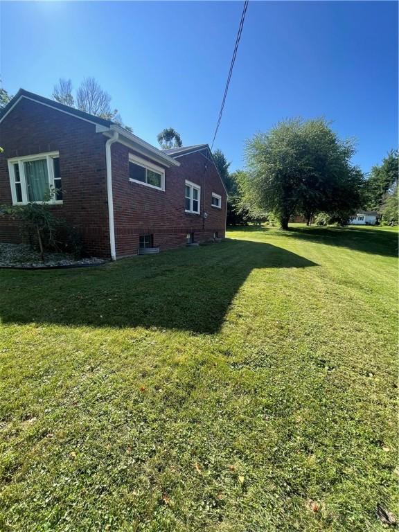 17 Elbow St, Sandy Lake Boro, PA 16145 - photo 42