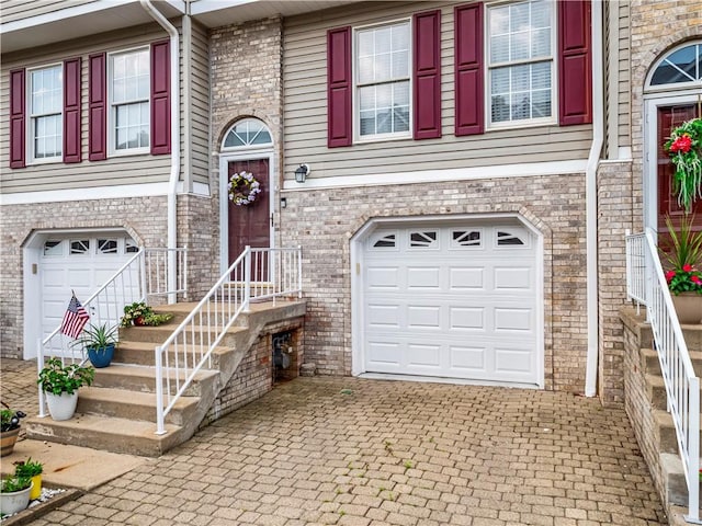 317 Brohios Dr, Monaca, PA 15061 - photo 2