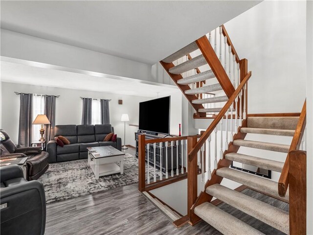 317 Brohios Dr, Monaca, PA 15061 - photo 9