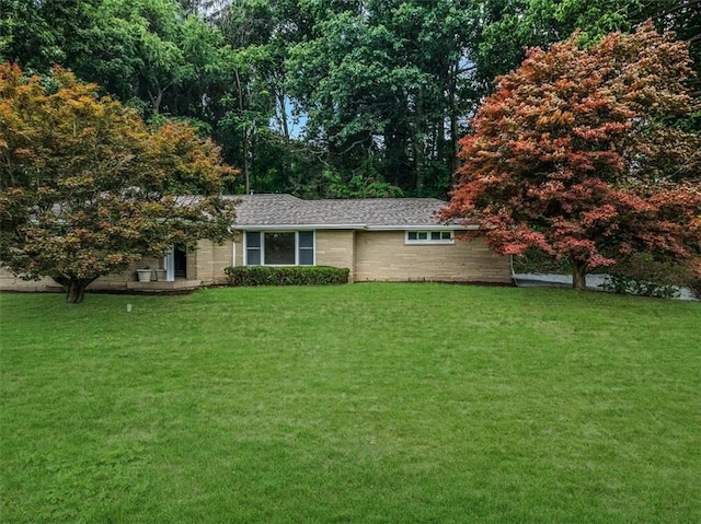 207 W Newton Rd, Elizabeth Twp/Boro, PA 15037 - photo 1