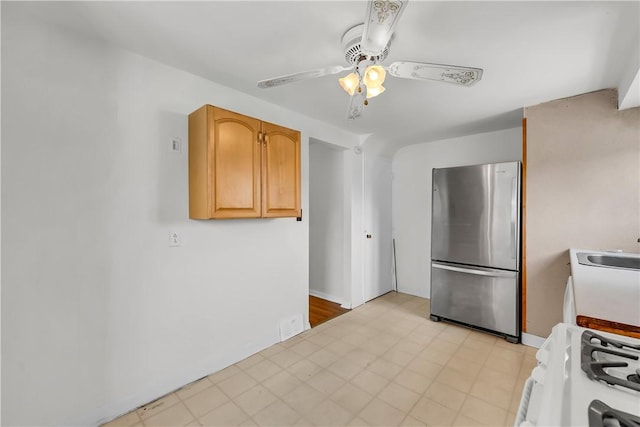 566 Dorchester Ave, Brookline, PA 15226 - photo 12