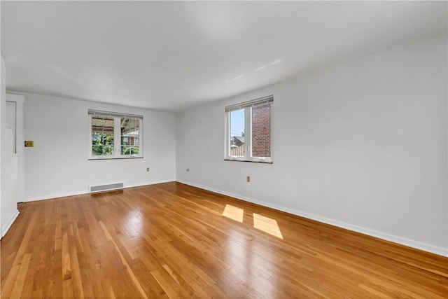 566 Dorchester Ave, Brookline, PA 15226 - photo 15