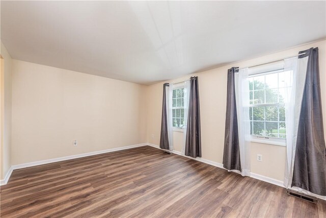 513 Fruitwood Dr, Bethel Park, PA 15102 - photo 6