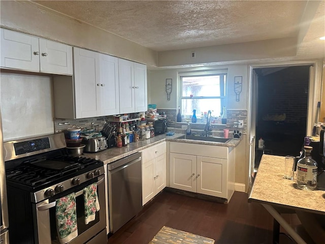 1223 Berry St, Sheraden, PA 15204 - photo 6
