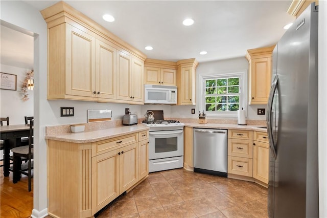 307 Mcwilliams Dr, Harrison Twp, PA 15065 - photo 11