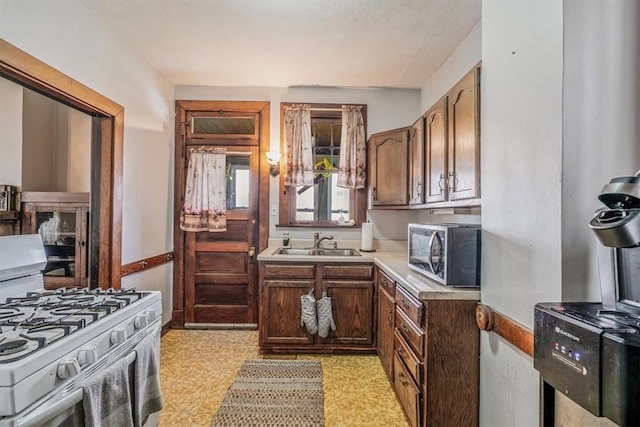 53 Evans Ave, Ingram, PA 15205 - photo 9