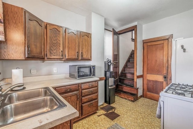 53 Evans Ave, Ingram, PA 15205 - photo 10