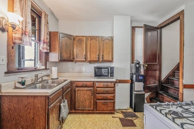 53 Evans Ave, Ingram, PA 15205 - photo 11