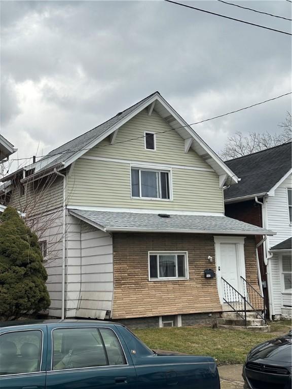 1512 Kenneth Ave, Arnold, PA 15068 - photo 1