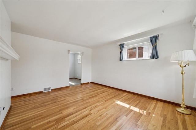 820 Maplewood Dr, Castle Shannon, PA 15234 - photo 2