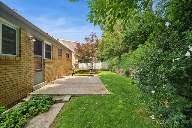 820 Maplewood Dr, Castle Shannon, PA 15234 - photo 8
