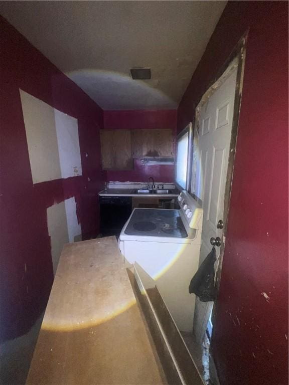 520 Washington Ave, Charleroi Boro, PA 15022 - photo 9
