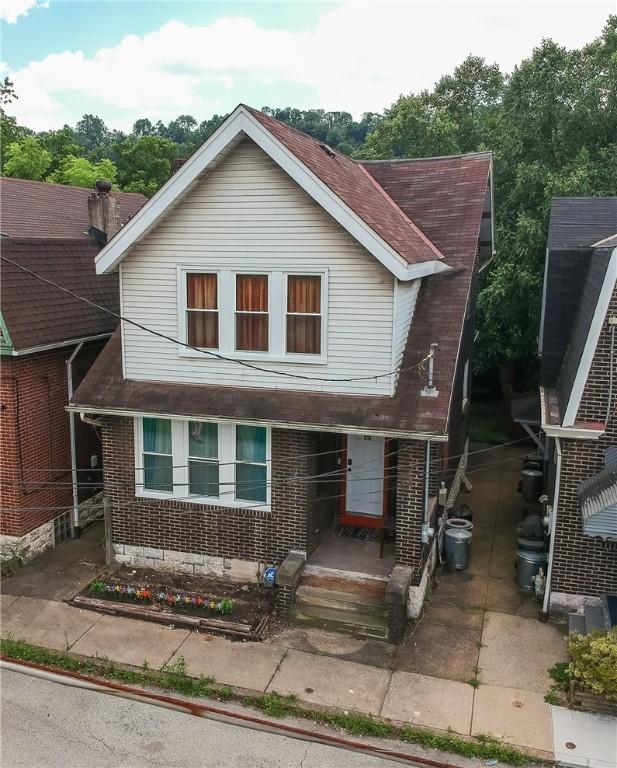 618 Bluff St, E Pittsburgh, PA 15112 - photo 3