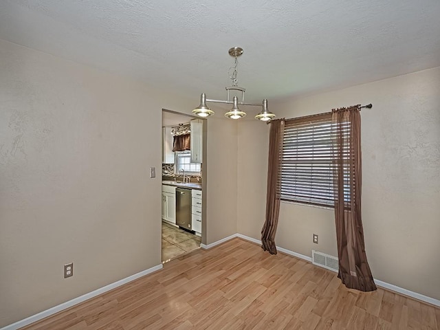 7973 Remington Dr, Mccandless, PA 15237 - photo 7