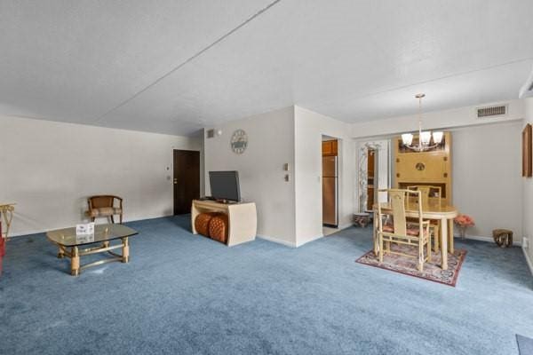 1325 Forest Green Dr, Moon/Crescent Twp, PA 15108 - photo 4